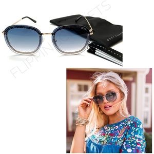 NWT Quay x Chrissy Jezabell Blue Chain Sunglasses